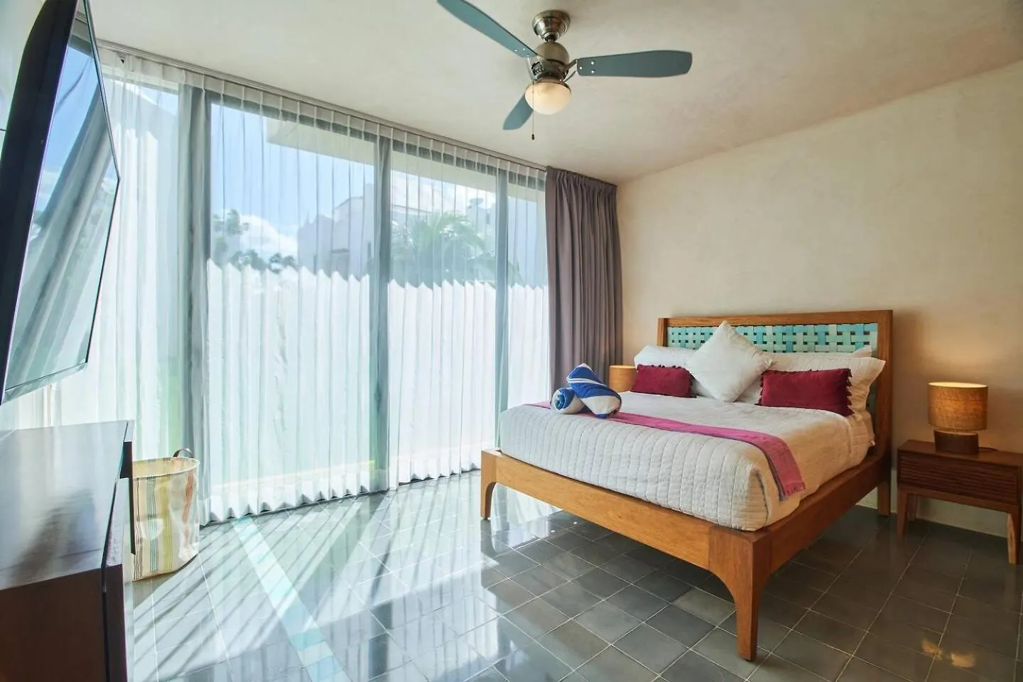 Apartment Downtown 4Br Home Beach At 200M 2 Apts In One Playa del Carmen