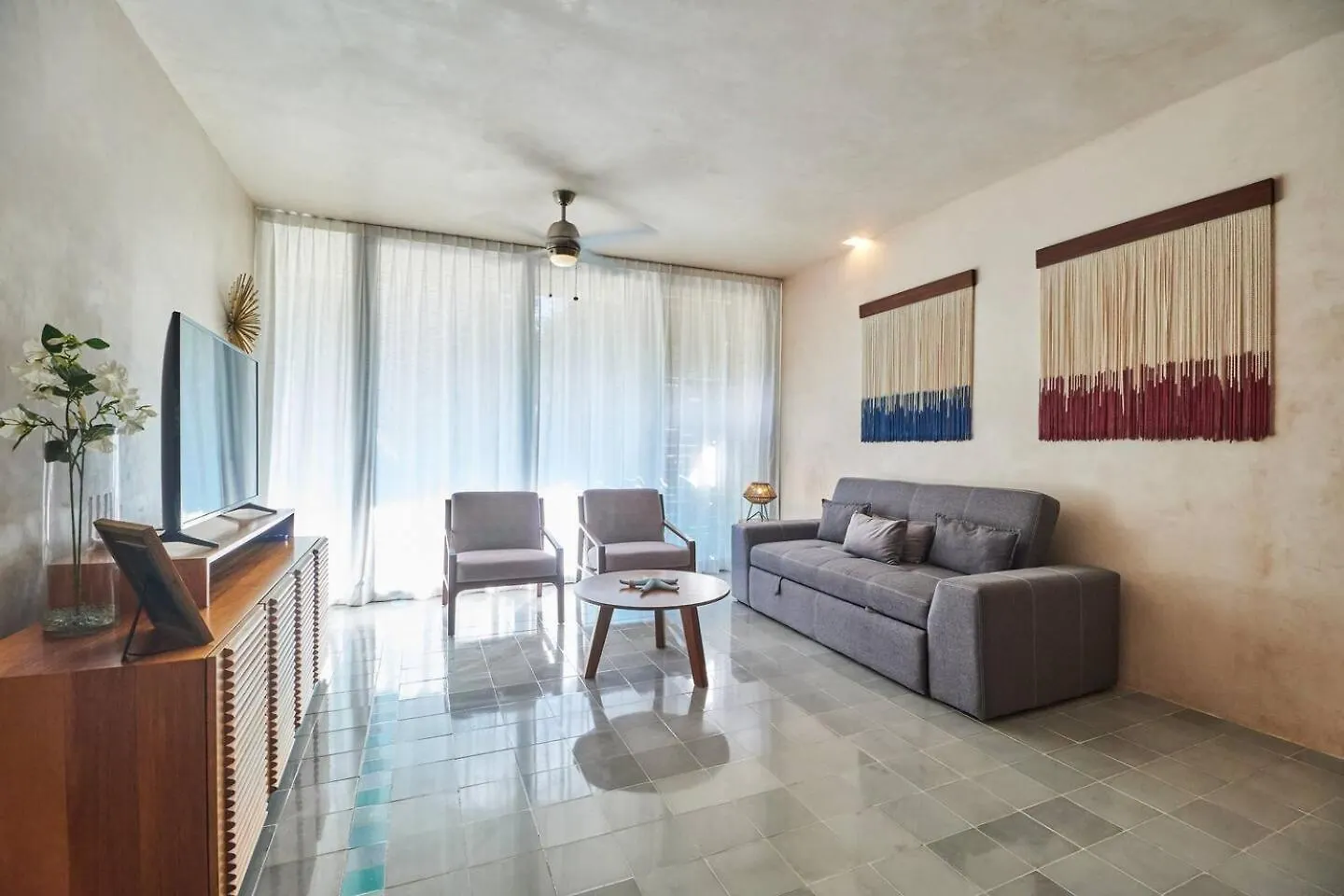Downtown 4Br Home Beach At 200M 2 Apts In One Playa del Carmen Apartment