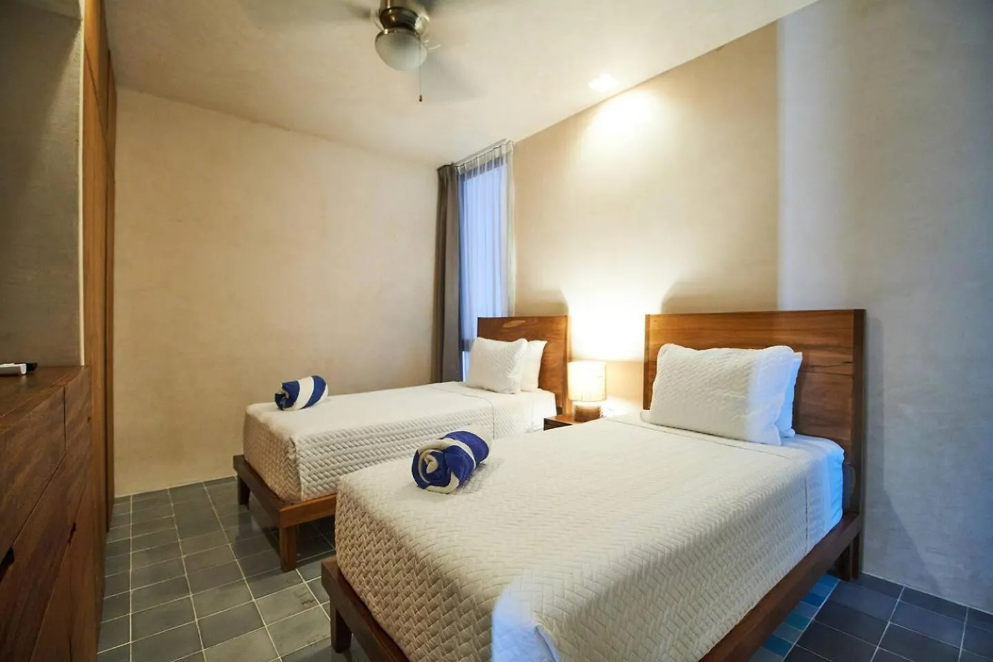Apartment Downtown 4Br Home Beach At 200M 2 Apts In One Playa del Carmen Mexico