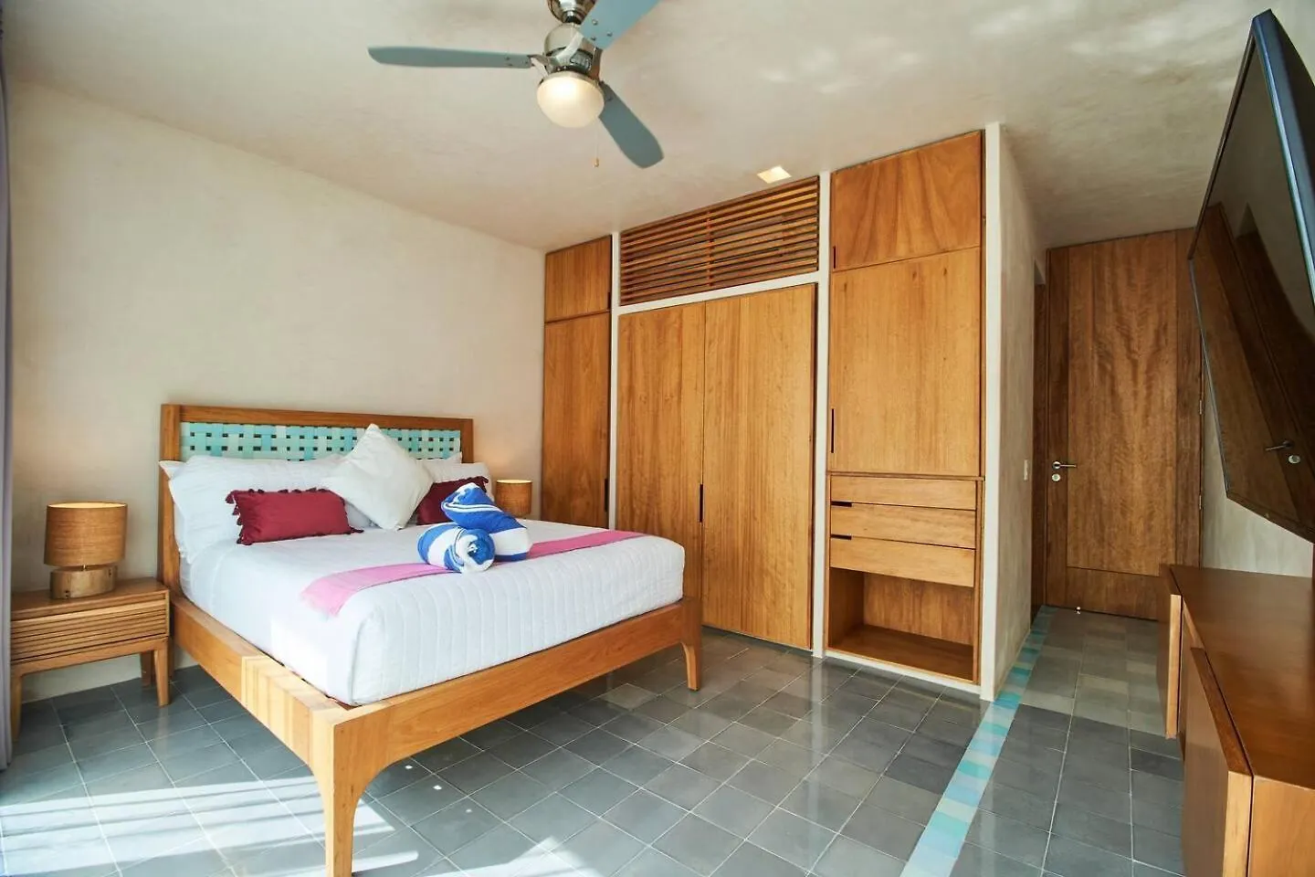 Downtown 4Br Home Beach At 200M 2 Apts In One Playa del Carmen Mexico